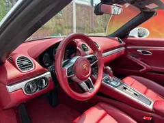 2020 Porsche 718 Boxster 2.0T, белый — фото 9