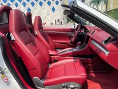 2020 Porsche 718 Boxster 2.0T, белый — фото 12