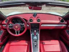 2020 Porsche 718 Boxster 2.0T, белый — фото 14