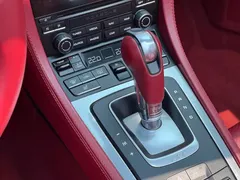 2020 Porsche 718 Boxster 2.0T, белый — фото 16