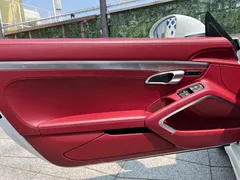 2020 Porsche 718 Boxster 2.0T, белый — фото 17