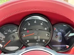 2020 Porsche 718 Boxster 2.0T, белый — фото 21