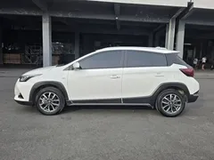 2022 Toyota Yaris L Zhixuan 1.5L CVT Luxury PLUS, белый — фото 8