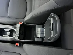 2021 Toyota Corolla Hybrid 1.8L E-CVT Elite — фото 9
