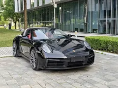 2022 Porsche 911 Targa 4 3.0T, чёрный — фото 3