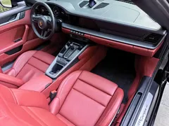2022 Porsche 911 Targa 4 3.0T, чёрный — фото 27