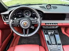 2022 Porsche 911 Targa 4 3.0T, чёрный — фото 36