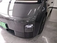 2025 Li Auto MEGA Ultra Smart Refresh — фото 24