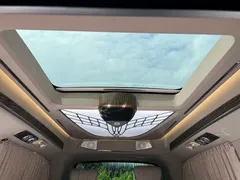 2022 Mercedes-Benz V-Class V 260 L Long Wheelbase Premium, чёрный — фото 24