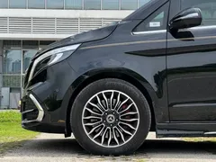 2022 Mercedes-Benz V-Class V 260 L Long Wheelbase Premium, чёрный — фото 25