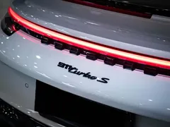 2022 Porsche 911 Turbo S 3.7T, белый — фото 7