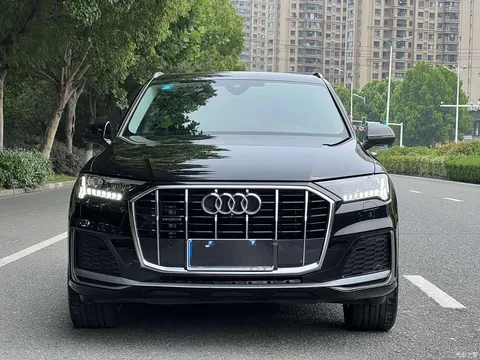 Audi Q7 2023