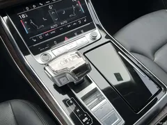 2023 Audi Q7 45 TFSI quattro S line sporty — фото 15