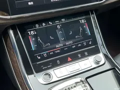 2023 Audi Q7 45 TFSI quattro S line sporty — фото 16