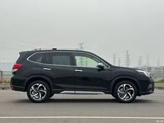 2024 Subaru Forester 2.5i AWD Flagship EyeSight — фото 4
