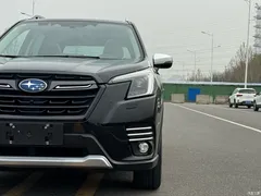 2024 Subaru Forester 2.5i AWD Flagship EyeSight — фото 5