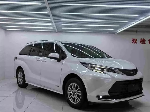 2021 Toyota Sienna 2.5L Hybrid Comfort