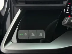 2022 Audi A3L Limousine 35 TFSI, зелёный — фото 18