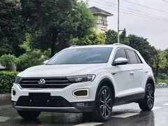 2022 Volkswagen T-Roc 280TSI DSG 2WD Comfort Plus, белый — фото 1