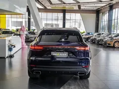 2022 Porsche Cayenne 3.0T, синий — фото 17