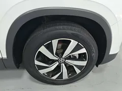 2022 Volkswagen Tayron 330TSI 2WD, белый — фото 18