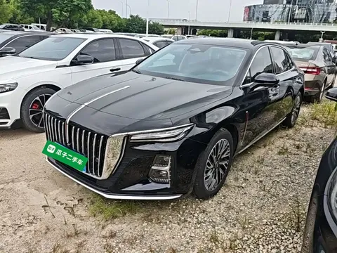 2025 Hongqi H5 2.0T AT