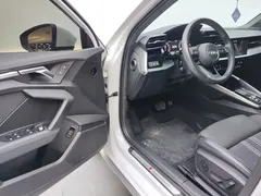 2022 Audi A3L Limousine 35 TFSI, белый — фото 10