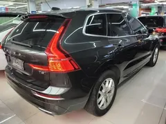 2021 Volvo XC60 T5 4WD Luxury — фото 7
