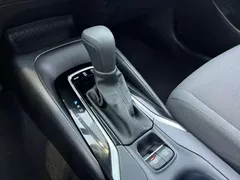 2022 Toyota Levin 185T CVT Luxury, белый — фото 11
