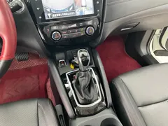 2022 Nissan Qashqai 2.0L CVT XV Prem Luxury, белый — фото 11