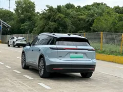 2023 Nio ES6 75kWh, синий — фото 9