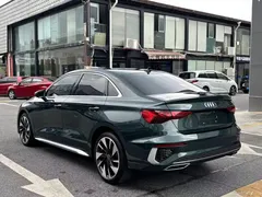 2023 Audi A3L Limousine 35 TFSI Fashion Sport, зелёный — фото 10