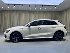 2021 Audi A3 Sportback 35 TFSI Sport, белый — фото 4