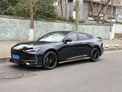 2022 Changan UNI-V 1.5T Sport, чёрный — фото 1