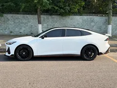 2023 Changan UNI-V 1.5T Sport, белый — фото 2