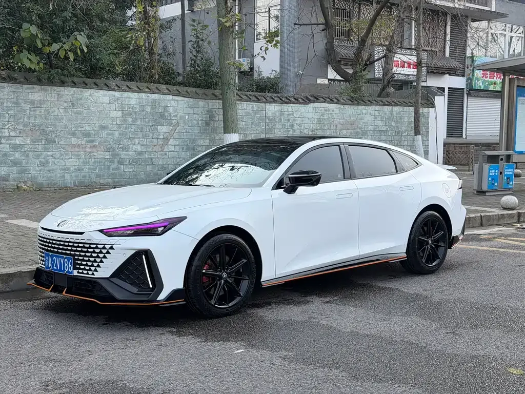 2023 Changan UNI-V 2.0T