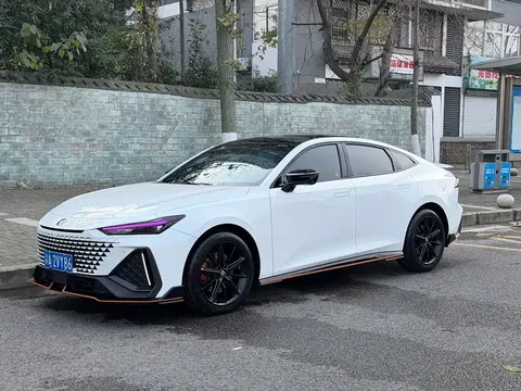 2023 Changan UNI-V 2.0T
