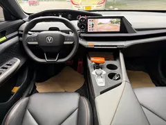 2022 Changan UNI-V 1.5T — фото 10