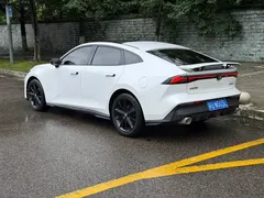 2023 Changan UNI-V 1.5T Premium Type, белый — фото 3