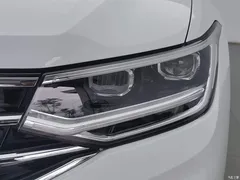 2023 Volkswagen Tiguan L PHEV 430PHEV PHEV Premium — фото 7