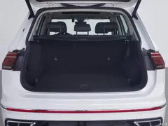 2023 Volkswagen Tiguan L PHEV 430PHEV PHEV Premium — фото 16