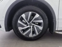 2023 Volkswagen Tiguan L PHEV 430PHEV PHEV Premium — фото 17