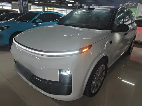 2022 Li Auto L9 Max