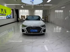 2022 Audi A3L Limousine 35 TFSI, белый — фото 2