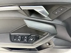 2022 Audi A3L Limousine 35 TFSI, белый — фото 12