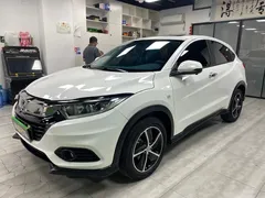 2020 Honda Vezel 1.5L CVT Pioneer, белый — фото 1