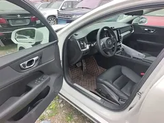 2021 Volvo S60 T4 Luxury, белый — фото 16