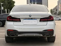 2023 BMW 5 Series 530Li Leading M Sport Package, белый — фото 24