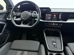 2022 Audi A3L Limousine 35 TFSI Fashion Sport, зелёный — фото 10