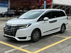 2022 Honda Elysion 2.0L e:HEV Luxury, белый — фото 3